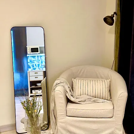 Beatrice Apartment